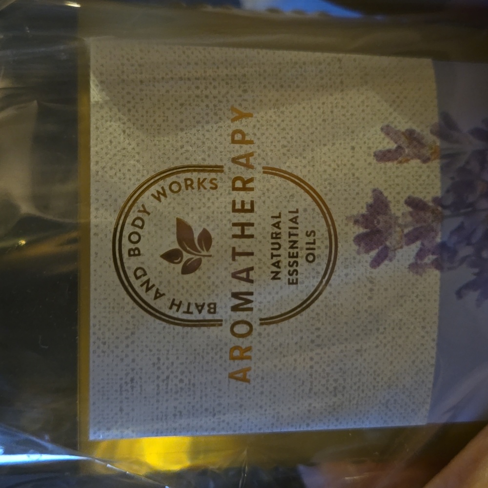 Bath and Body Works Aromatherapy Lavendar set